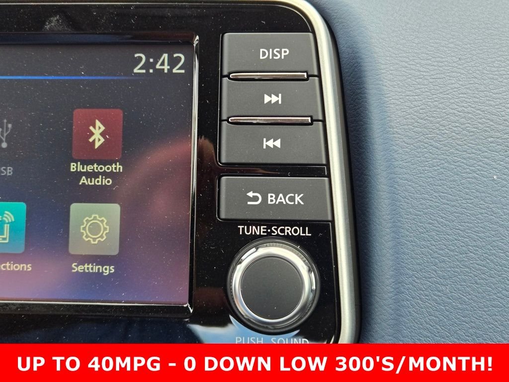 2025 Nissan Versa Sedan SV - Photo 20