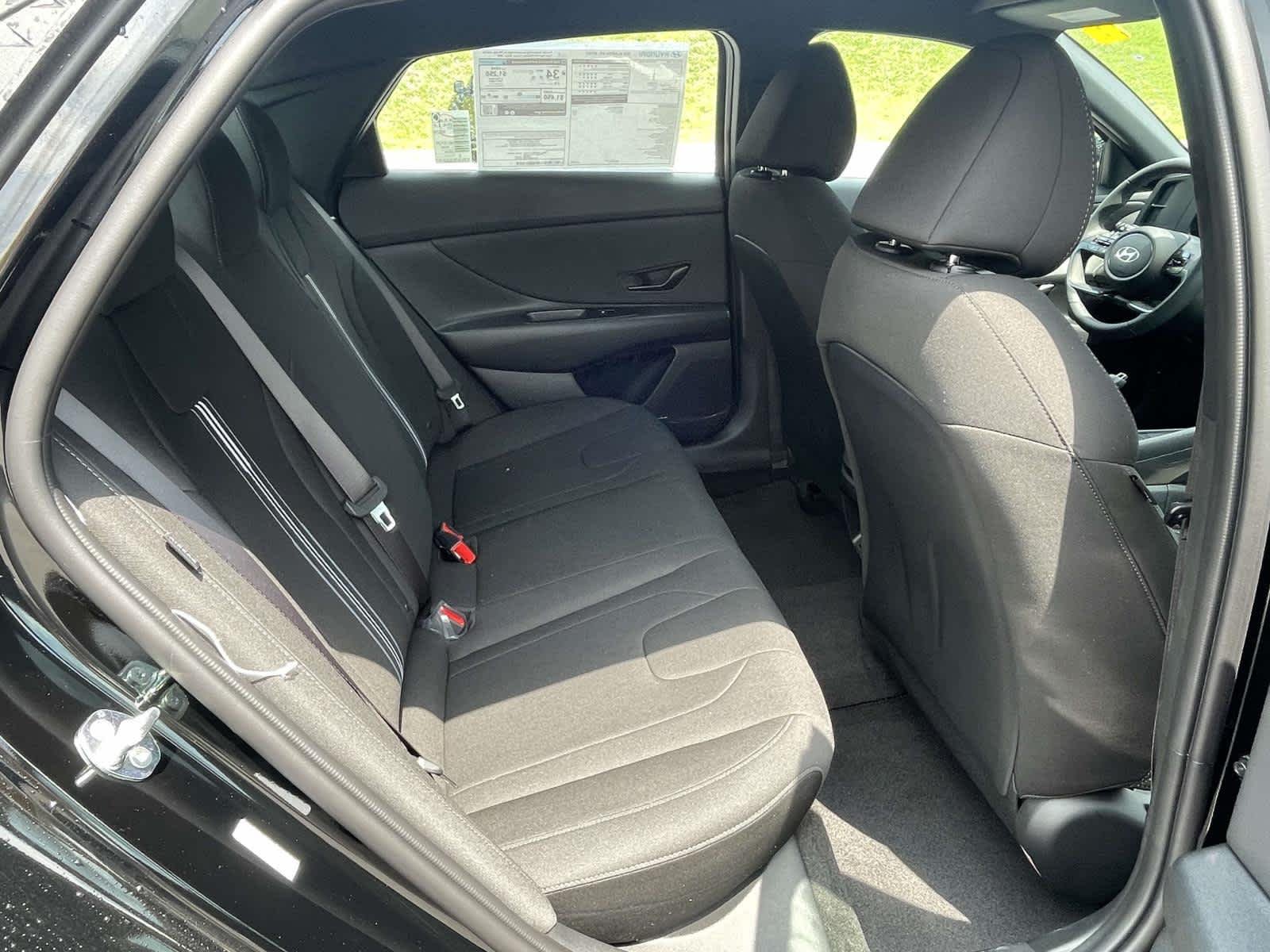 New 2026 Abyss Black Hyundai SEL Sport image 19