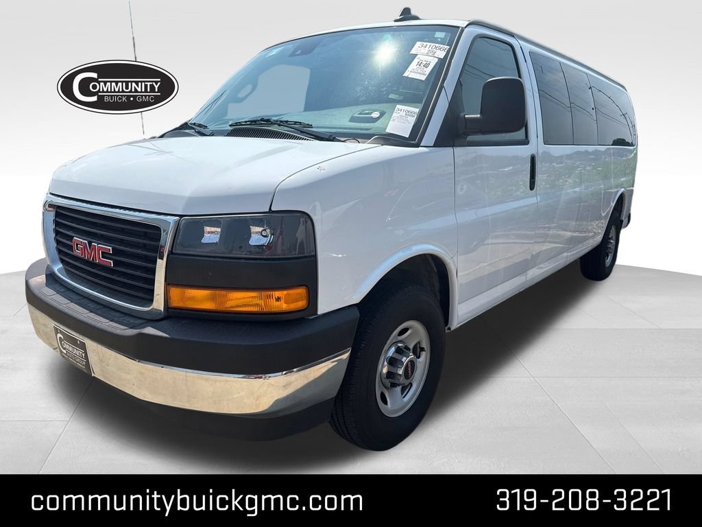 2025 GMC Savana Passenger