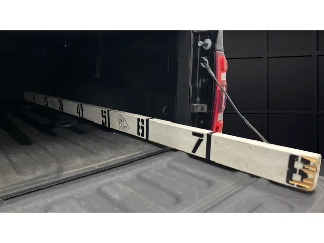 Used 2023 Diamond Black Ram Limited image 38