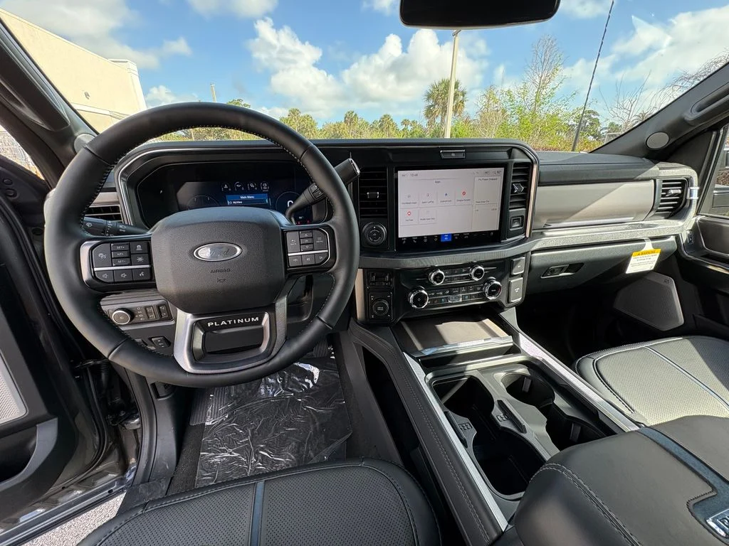 New 2026 Gray Ford Platinum image 7