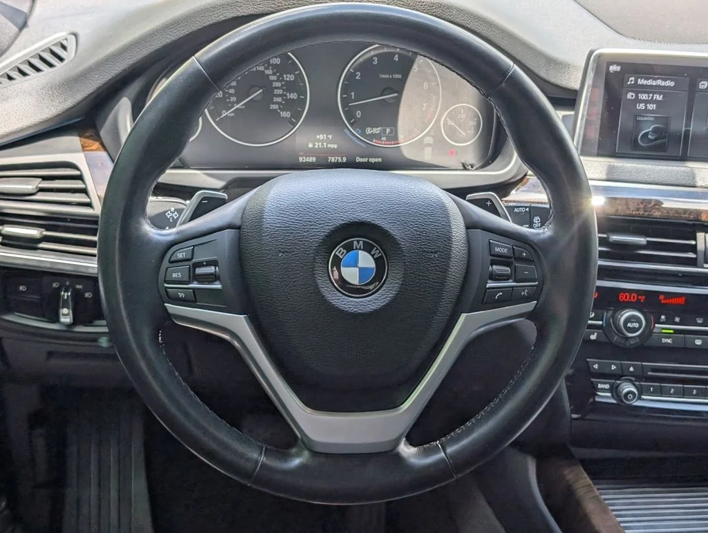 Used 2018 White BMW xDrive35i image 25