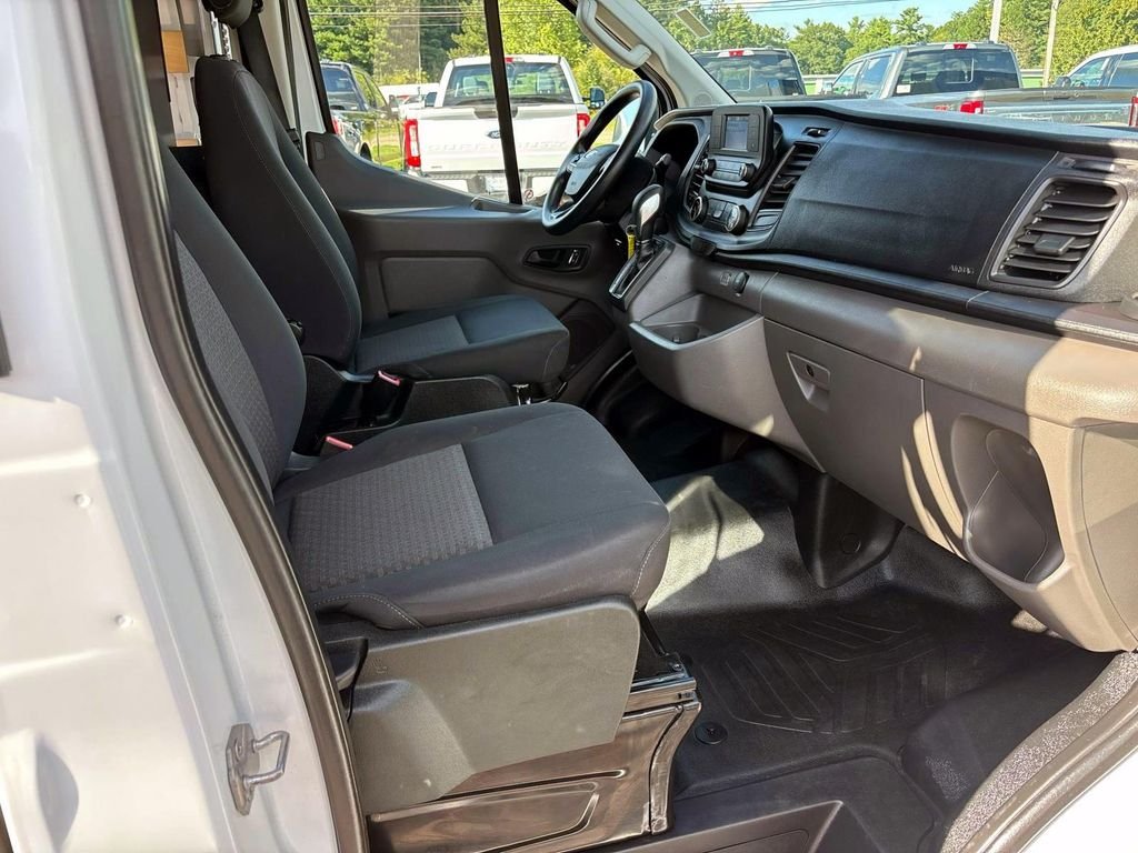 Used 2025 White Ford  image 13