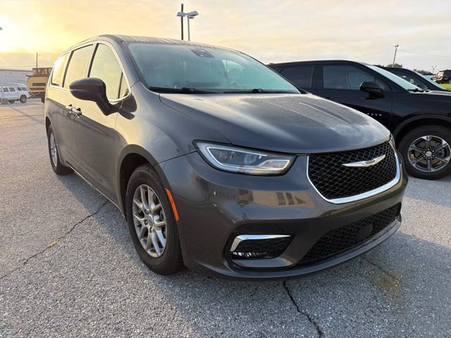 Used 2023 Gray Chrysler Touring L image 1