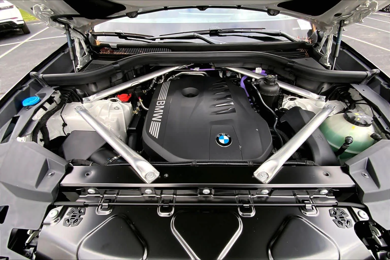 Used 2026 Alpine White BMW xDrive40i image 16