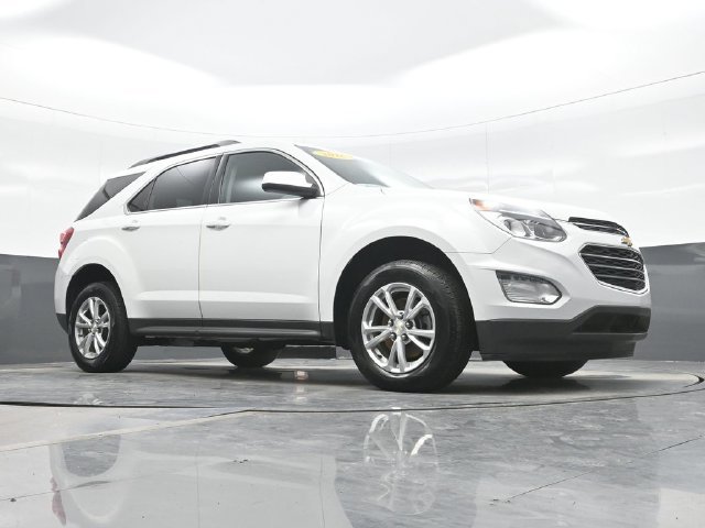 Used 2016 White Chevrolet LT image 23