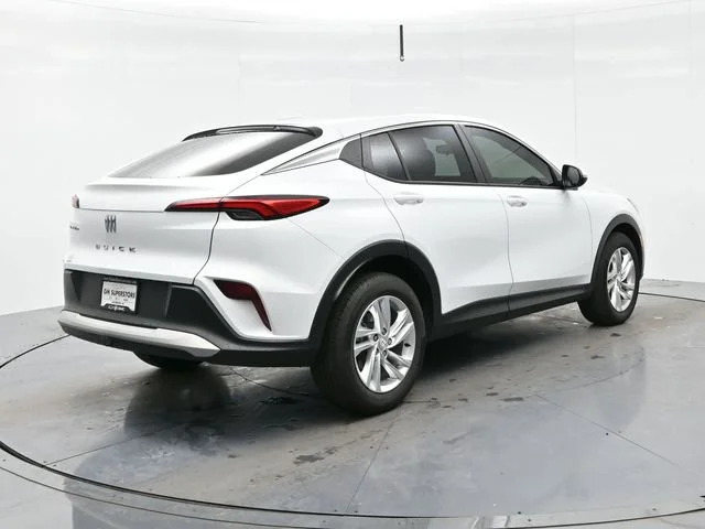 Used 2025 Summit White Buick Preferred image 7