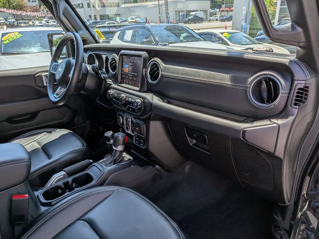 Used 2022 Black Jeep Unlimited Sahara 4xe image 25