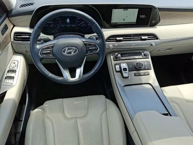 Used 2022 White Hyundai SEL image 13