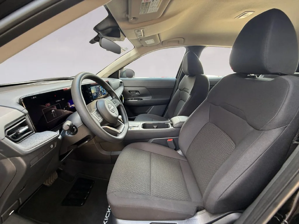 New 2027 Black Nissan S image 10