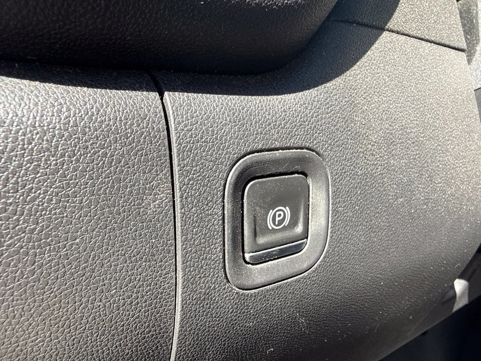 Used 2021 BLACK Chevrolet Custom image 19