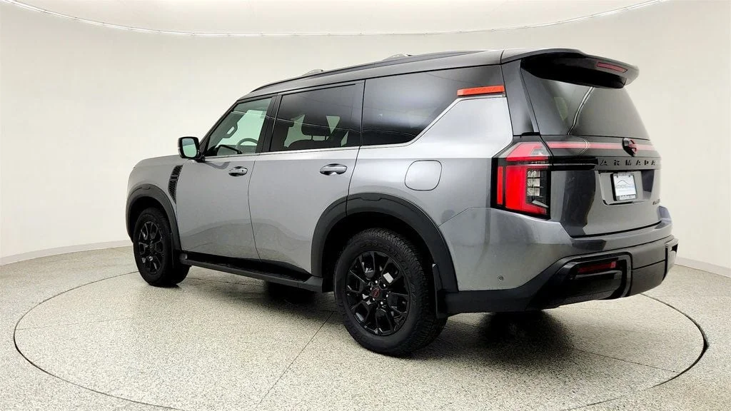 Used 2025 Gun Metallic/Super Black Nissan 4x4 PRO-4X w/ 2-Tone Roof image 7