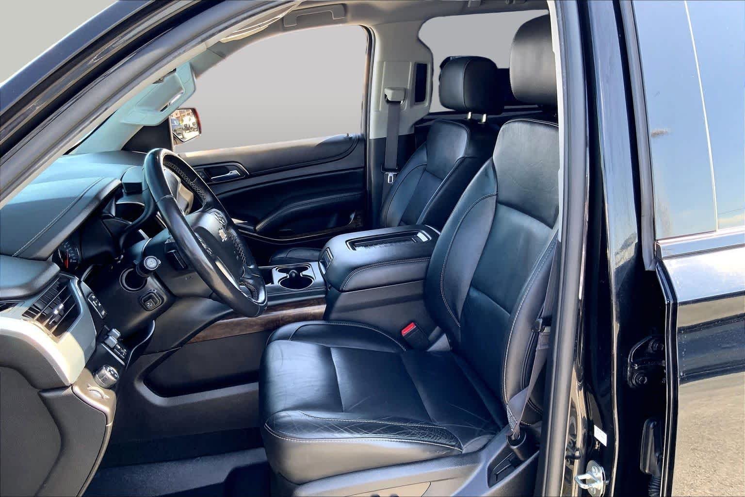 Used 2017 Black Chevrolet LT image 8