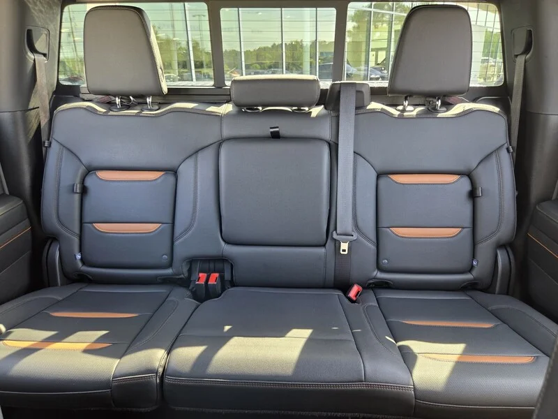 Used 2024 Onyx Black GMC 4WD CREW CAB 147" AT4 image 14