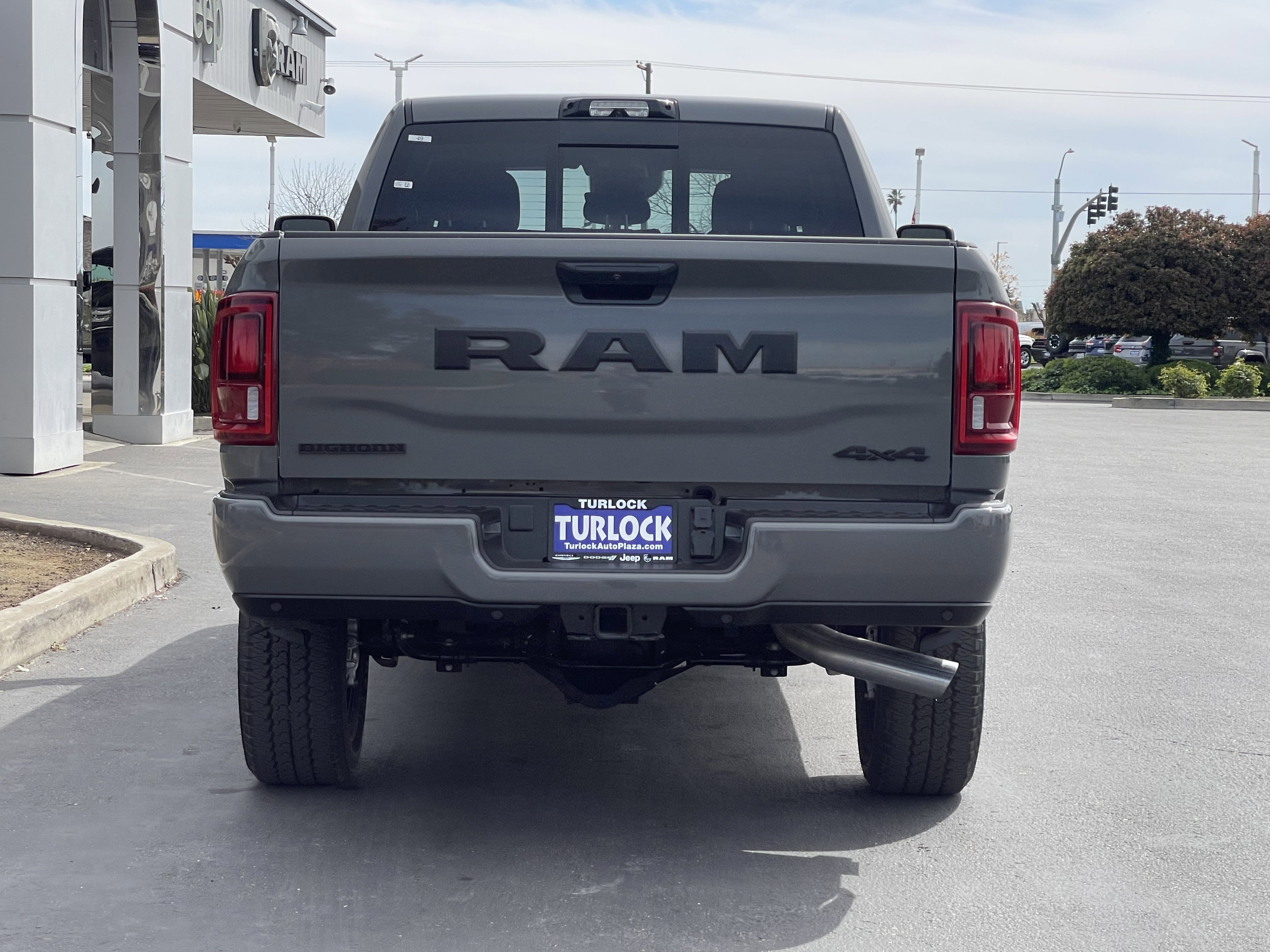 New 2026 Ceramic Gray Clear-Coat Exterior Paint RAM Big Horn image 12