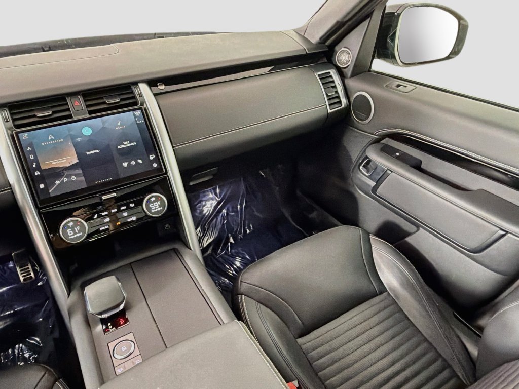 Certified Used 2023 White Land Rover S R-Dynamic image 25