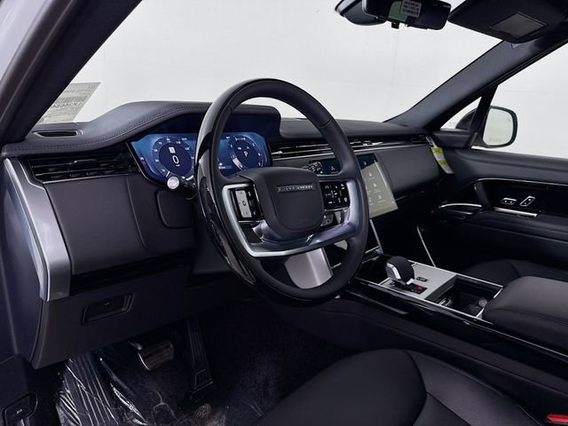 New 2026 Fuji White Land Rover SE image 9