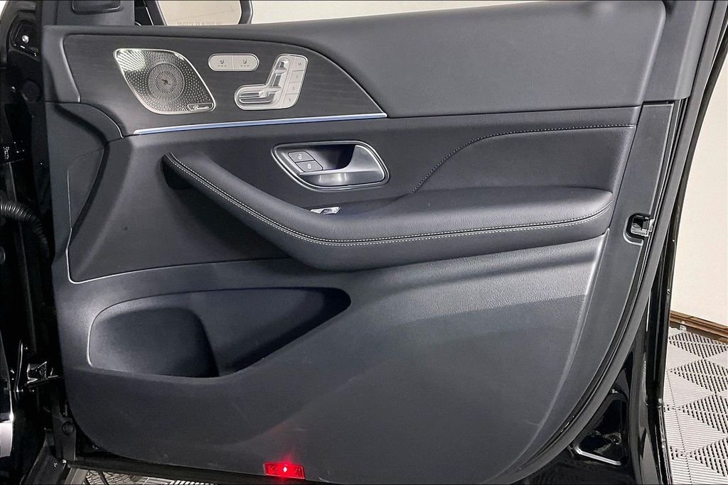 2026 Mercedes-Benz GLS Base - Photo 16