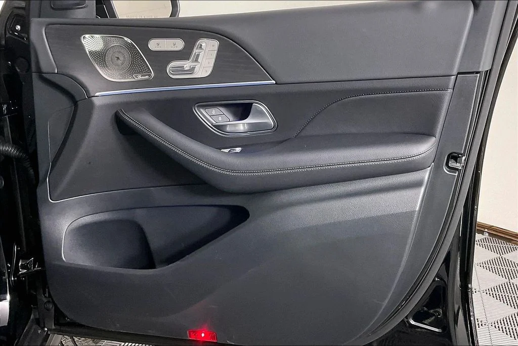 2026 Mercedes-Benz GLS Base - Photo 16