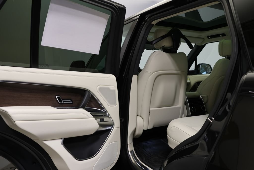 2026 Land Rover Range Rover SE - Photo 33
