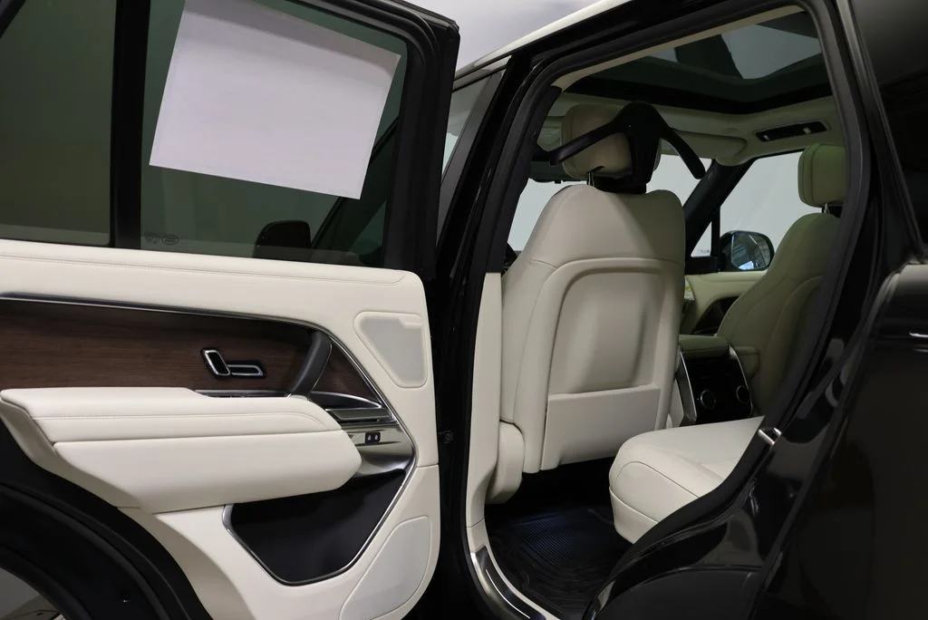 2026 Land Rover Range Rover SE - Photo 33
