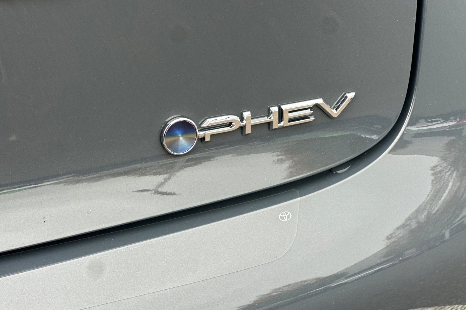 New 2026 Guardian Gray Toyota  SE image 7
