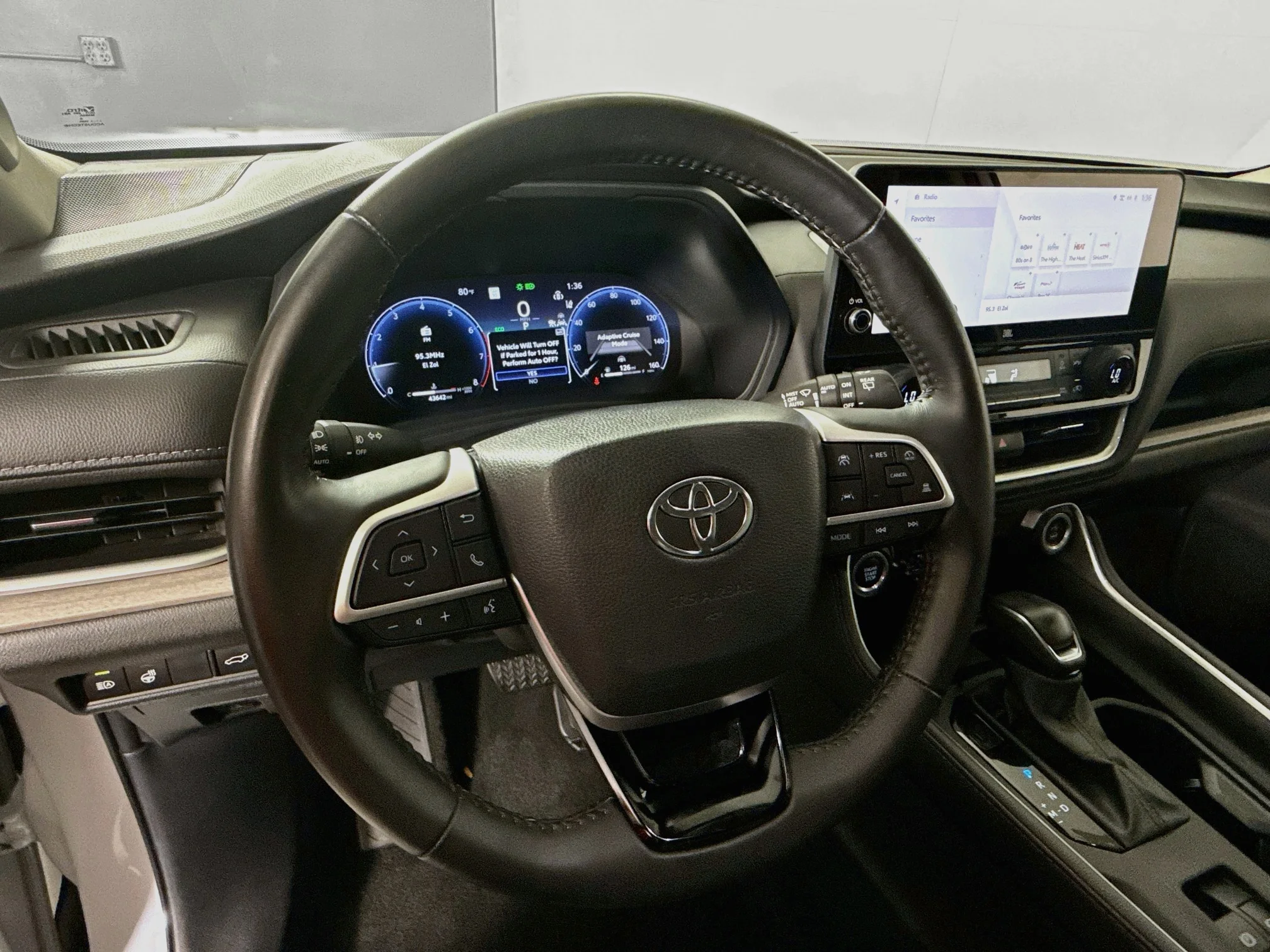 Certified Used 2024 Wind Chill Pearl Toyota Limited image 12