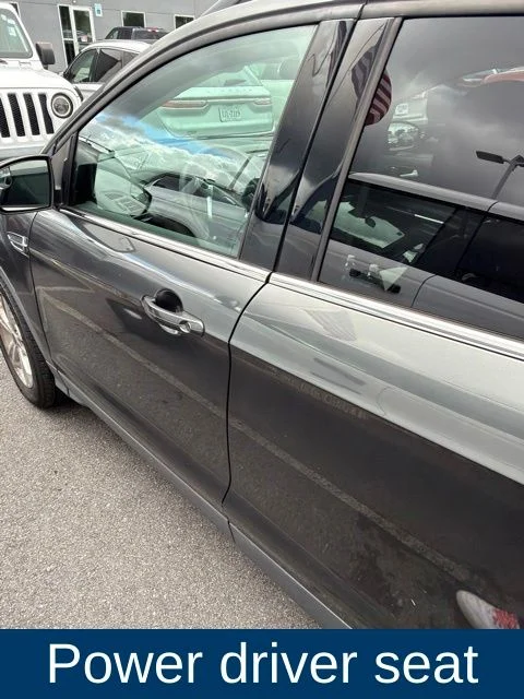 Used 2016 Gray Ford SE image 10