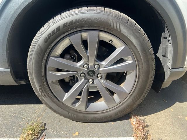 Certified Used 2021 White Ford XLT image 4