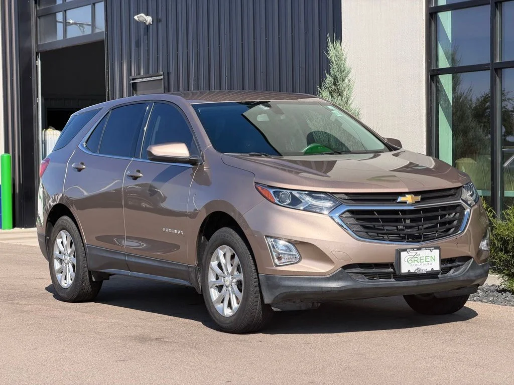Used 2018 Beige Chevrolet LT image 4