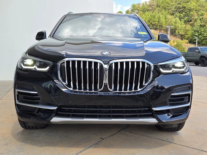 Used 2023 Jet Black BMW SDRIVE40I SPORTS ACTIVITY VEHICLE image 8