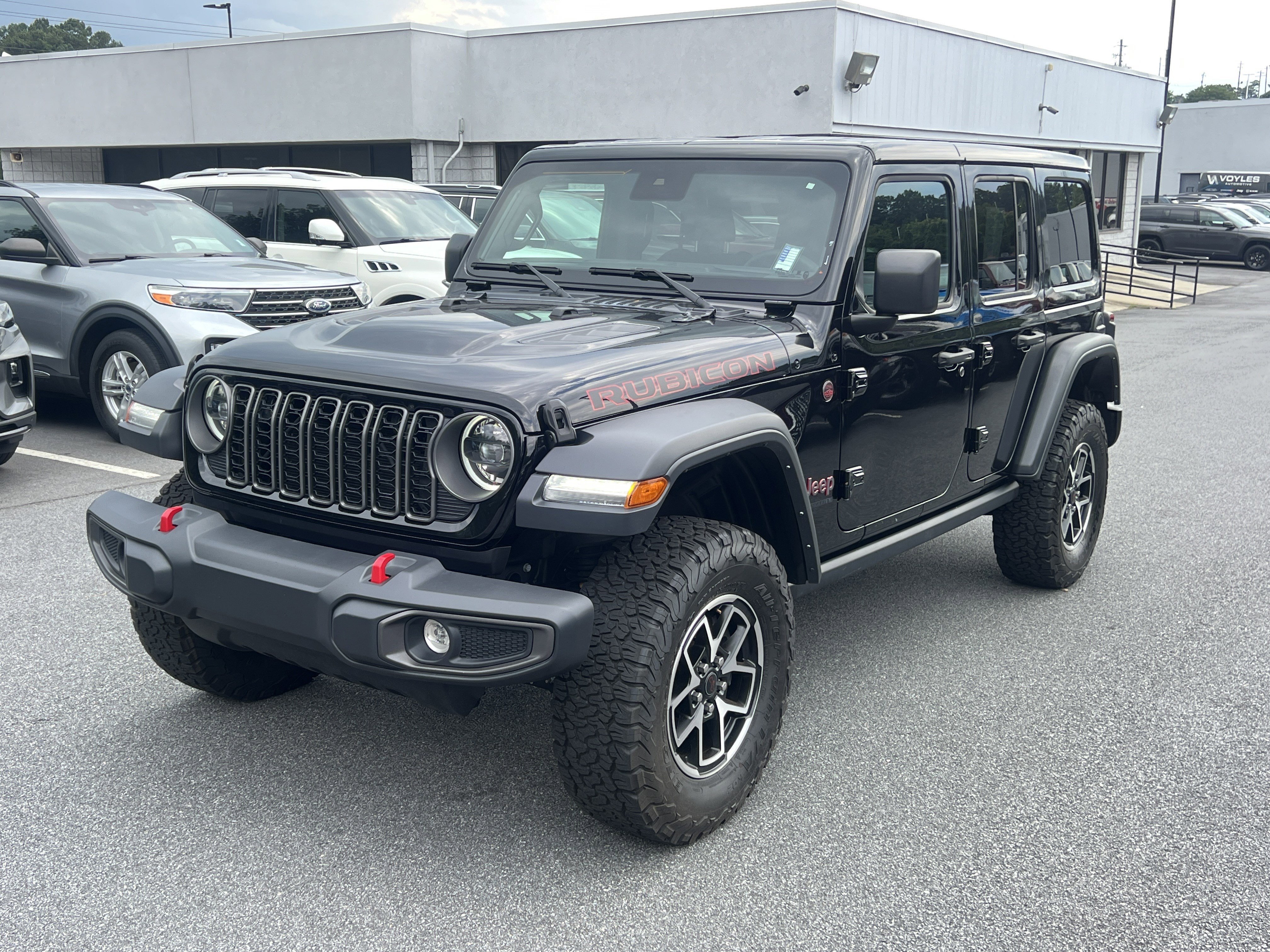 Used 2025 Black Clearcoat Jeep Rubicon image 3