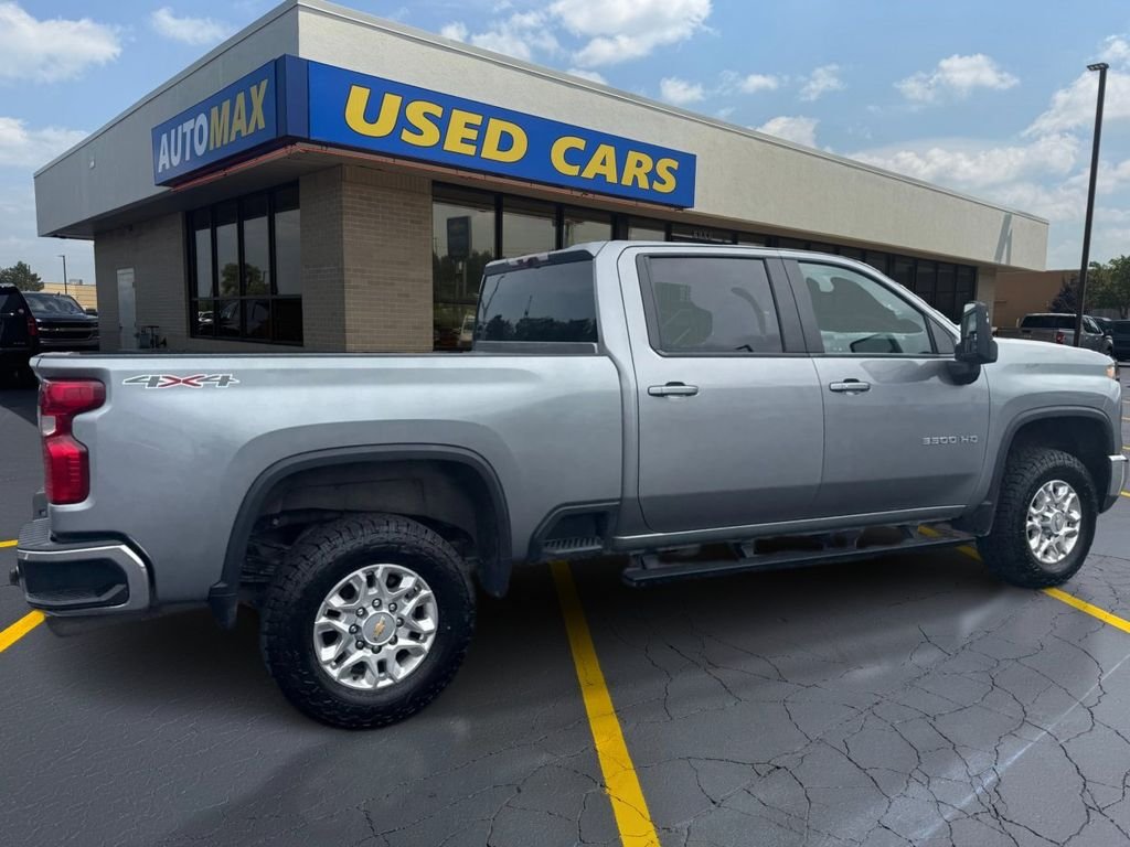 Used 2024 Sterling Gray Metallic Chevrolet LT image 5