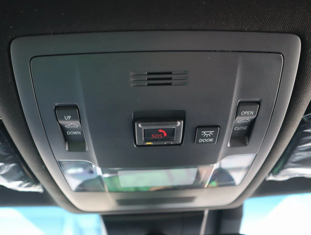 Used 2025 Silver Lexus 350 image 32