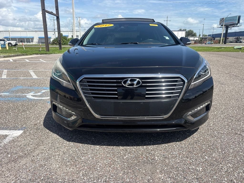 Used 2017 Black Hyundai Limited image 10