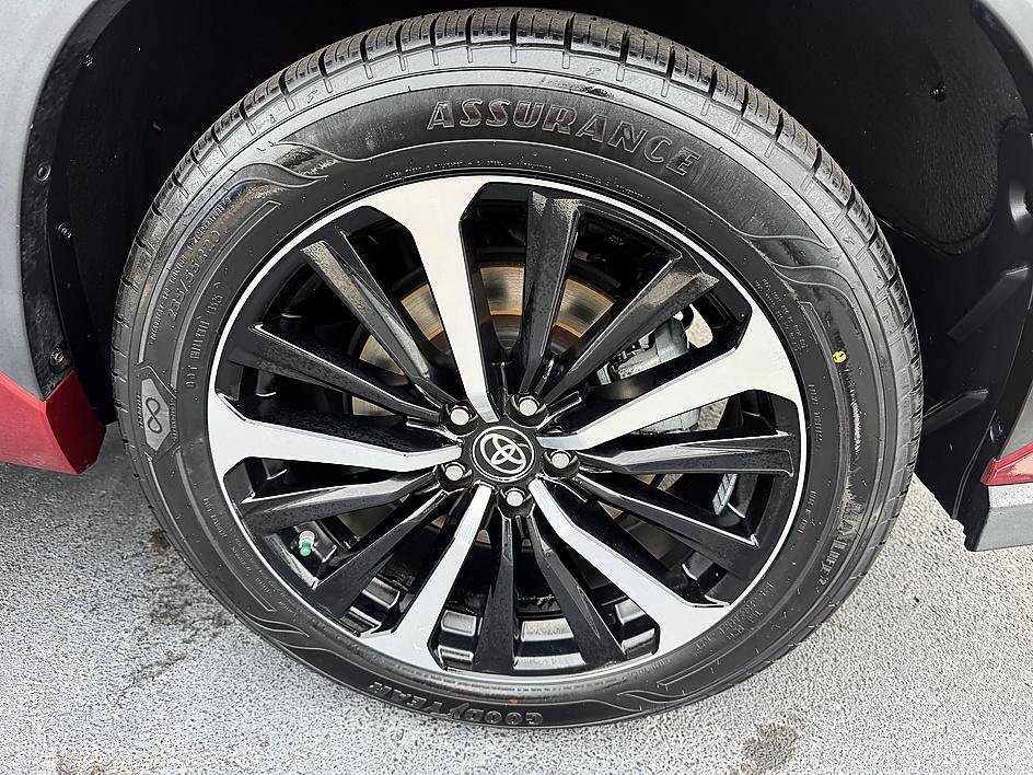 Used 2021 Ruby Flare Pearl Toyota XSE image 29