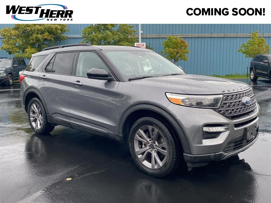 Used 2022 Carbonized Gray Ford XLT image 1