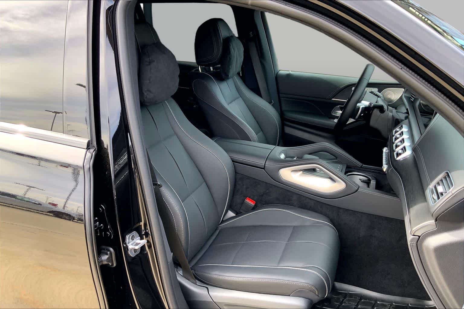 Certified Used 2026 Obsidian Black Metallic Mercedes-Benz GLS 580 image 9