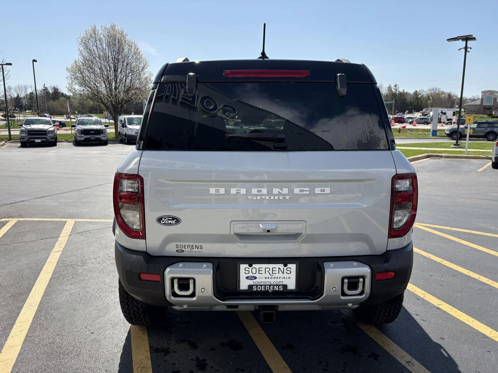 New 2026 Space White Metallic Ford Outer Banks® image 5
