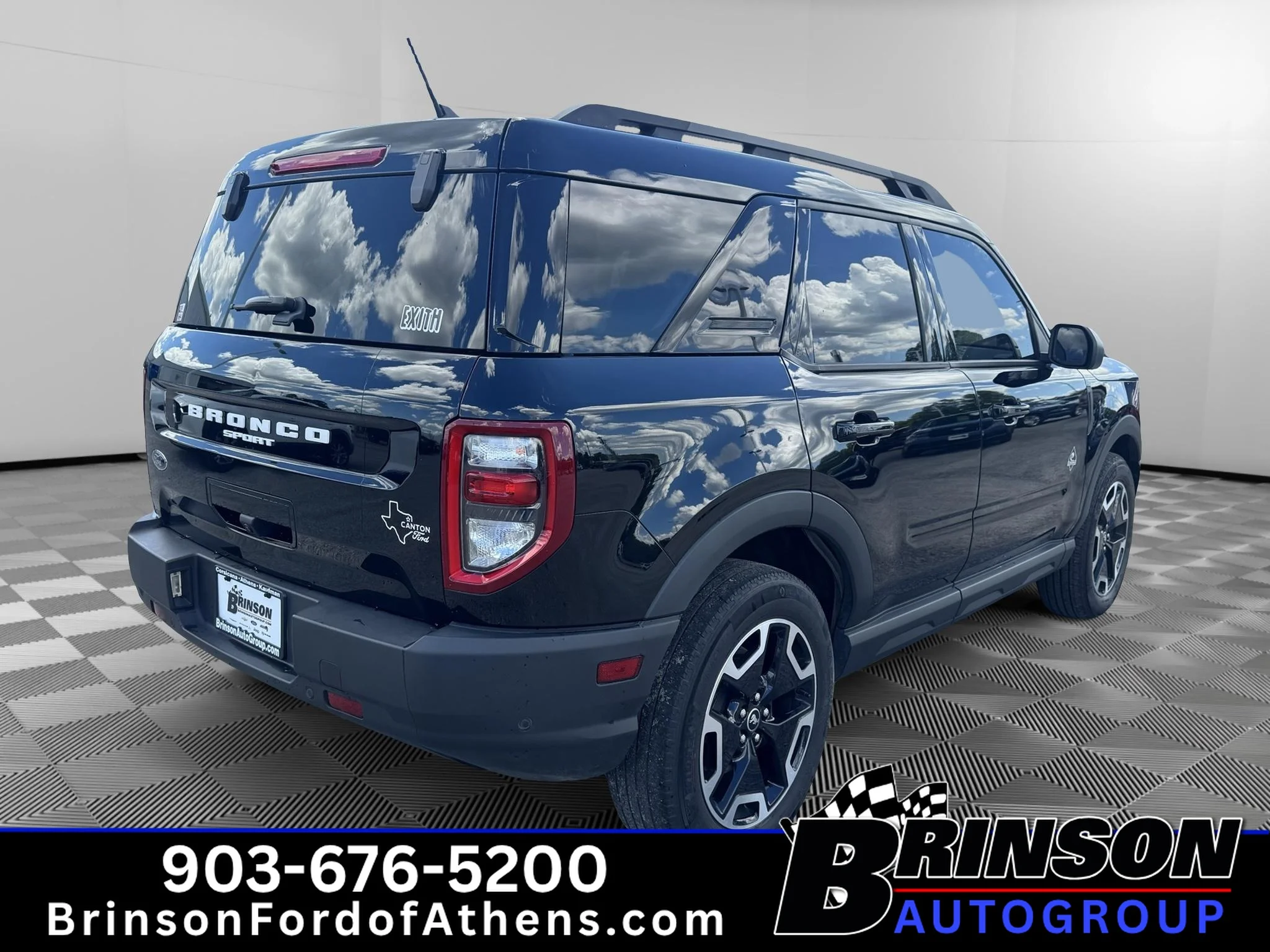 Used 2024 Shadow Black Ford Outer Banks image 5