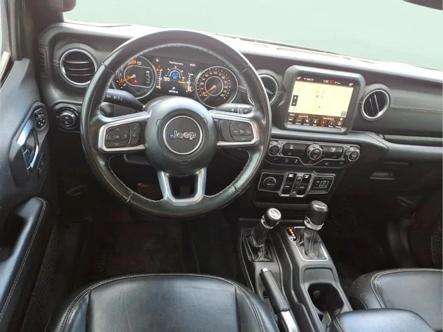 Used 2022 Green Jeep Overland image 17