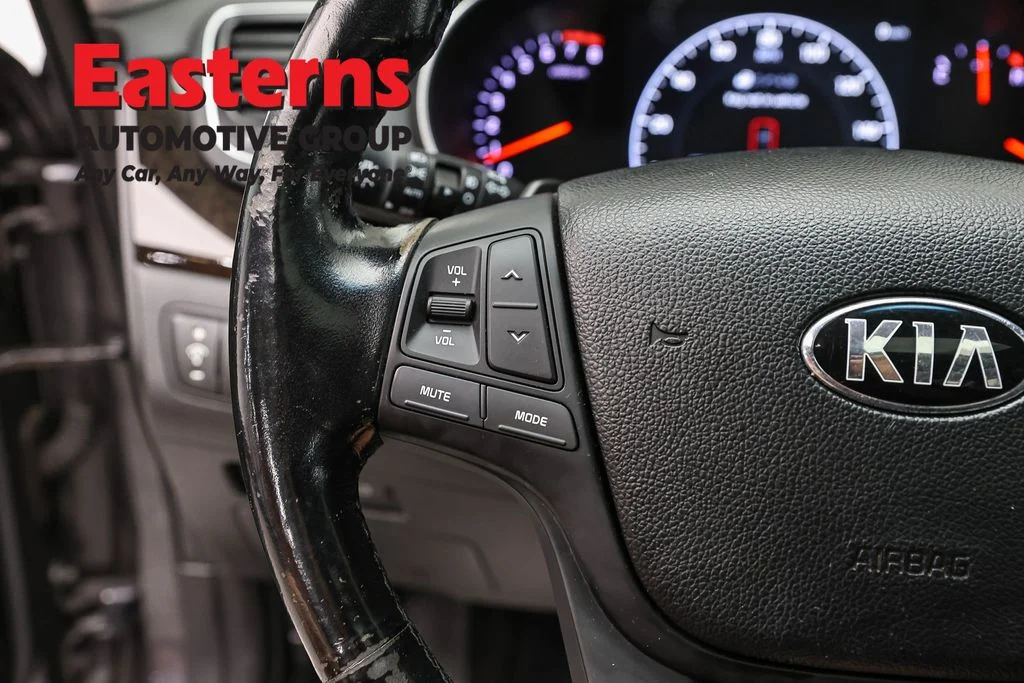 Used 2014 Gray Kia Premium image 15