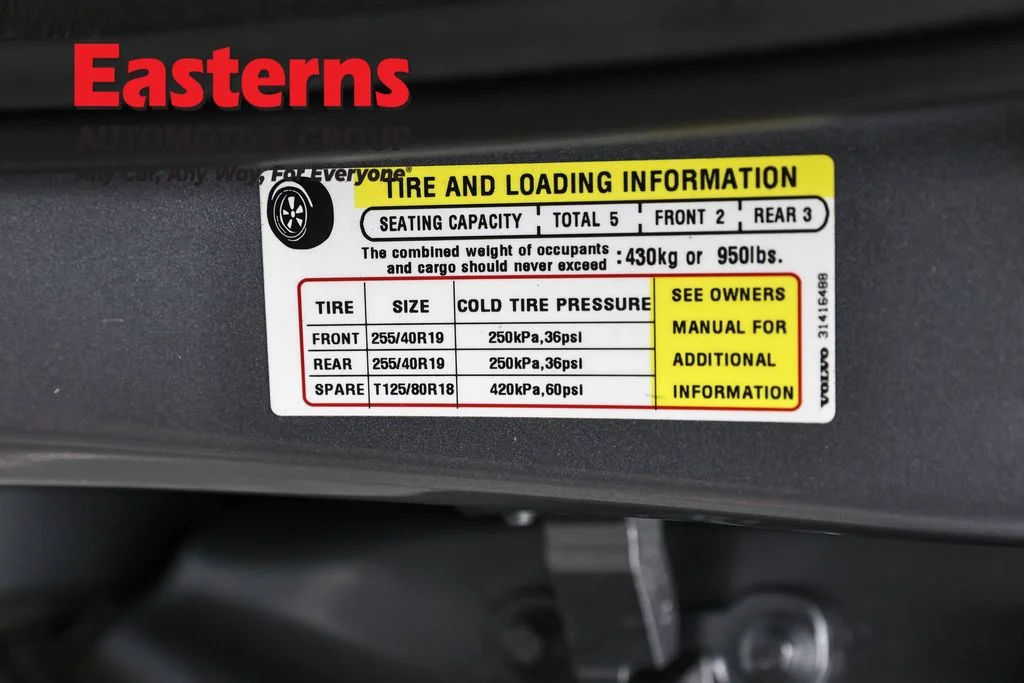 Used 2018 Gray Volvo T6 Inscription image 37