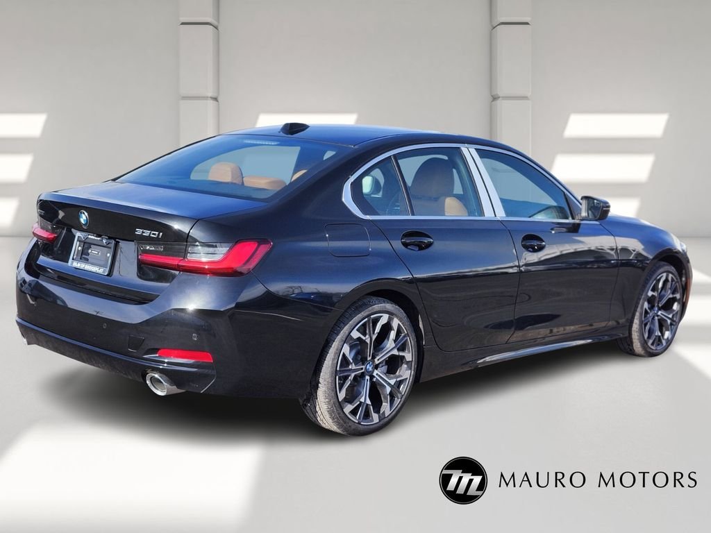 Used 2026 Black BMW 330i xDrive image 3