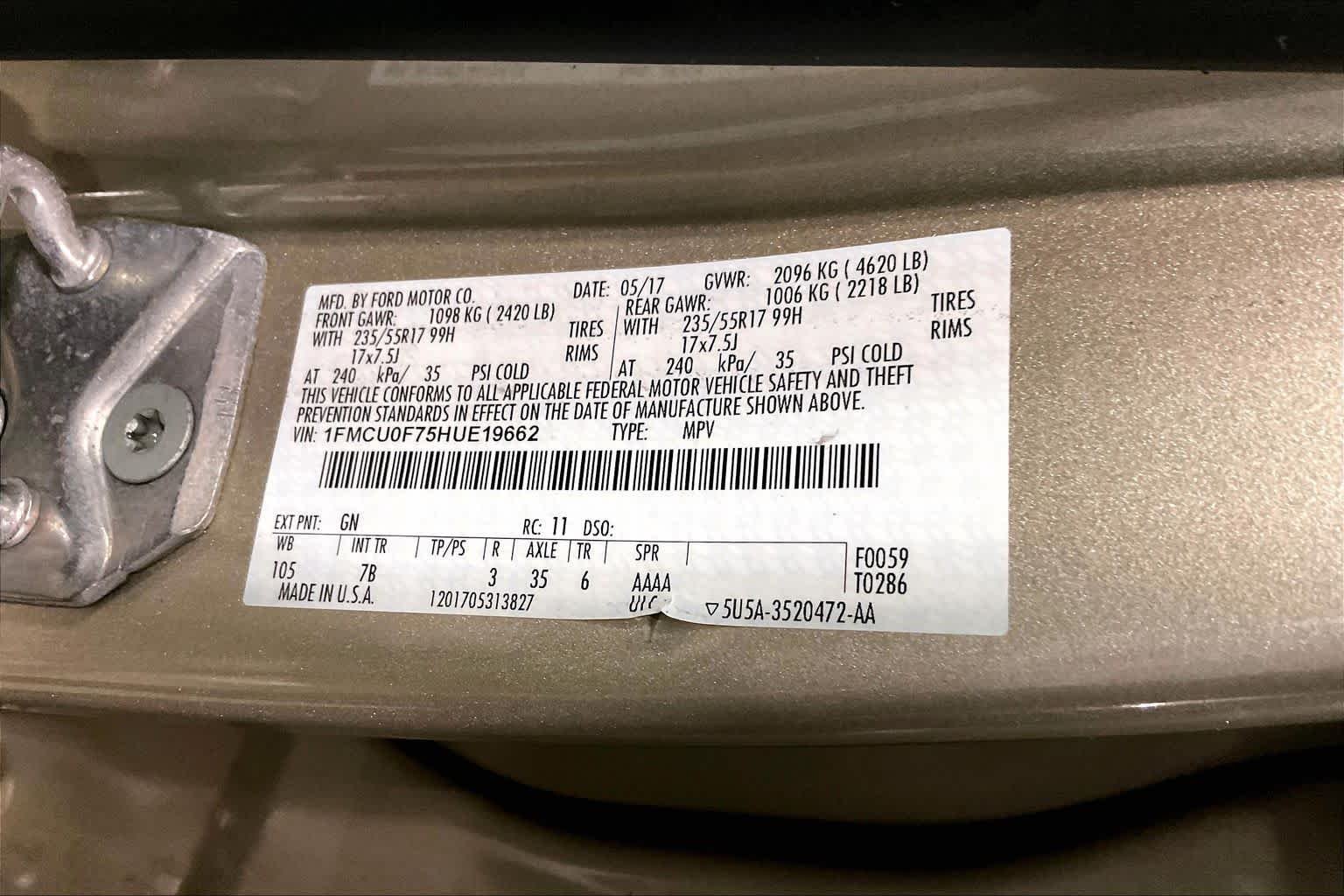 Used 2017 White Gold Metallic Ford S image 35