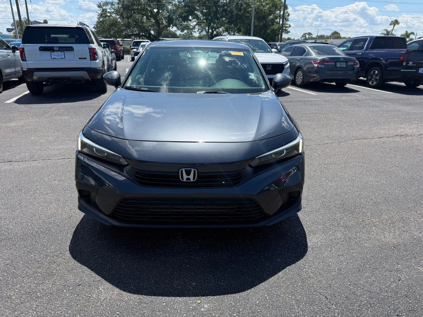 2023 Honda Civic EX CVT's photo