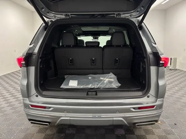2026 Buick Enclave Avenir - Photo 13