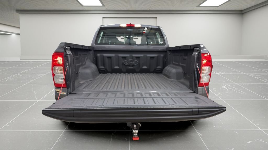 Used 2025 Gray Ford XL image 15
