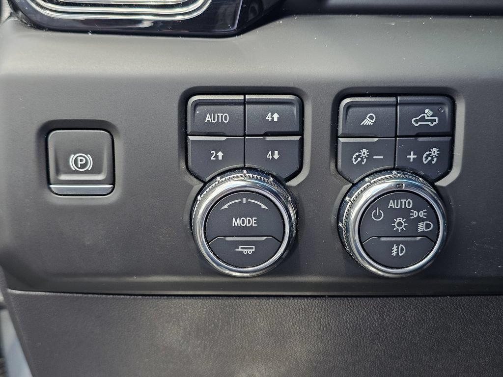 2023 GMC Sierra 1500 AT4X - Photo 19