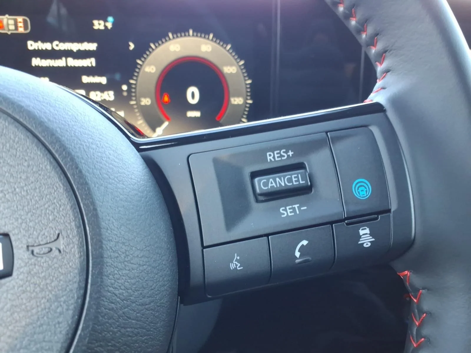 New 2026 Canyon Bronze Metallic Nissan SR image 25